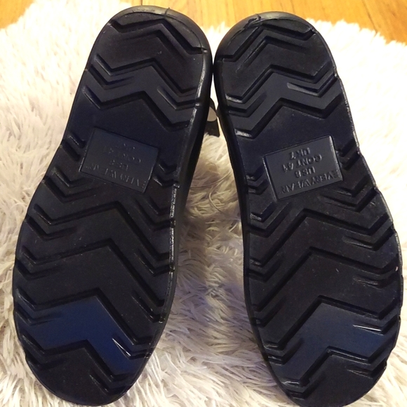 Totes Cirrus Slip Resistant Slip-on Rain Boots - Picture 4 of 8